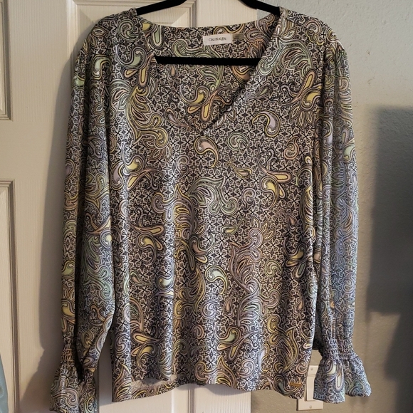 Calvin Klein Tops - Calvin Klein Paisley Long Sleeve Blouse - Black and Cream